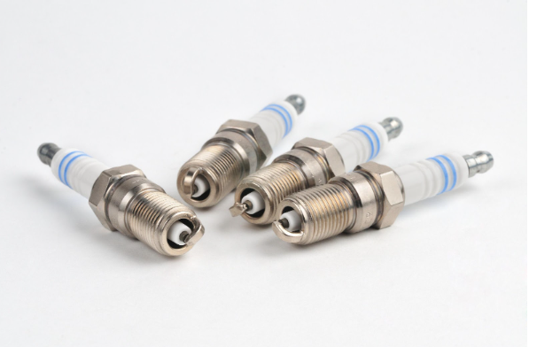 mengenal-busi-mobil:-pengertian,-fungsi,-jenis,-dan-tanda-perlu-diganti