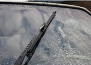 Wiper Mobil: Kenali Fungsi, Jenis, dan Cara Merawatnya