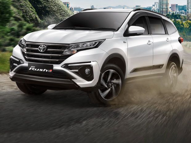 simulasi-kredit-toyota-rush-dp-rp100-jutaan-pada-2024,-berapa-cicilannya?