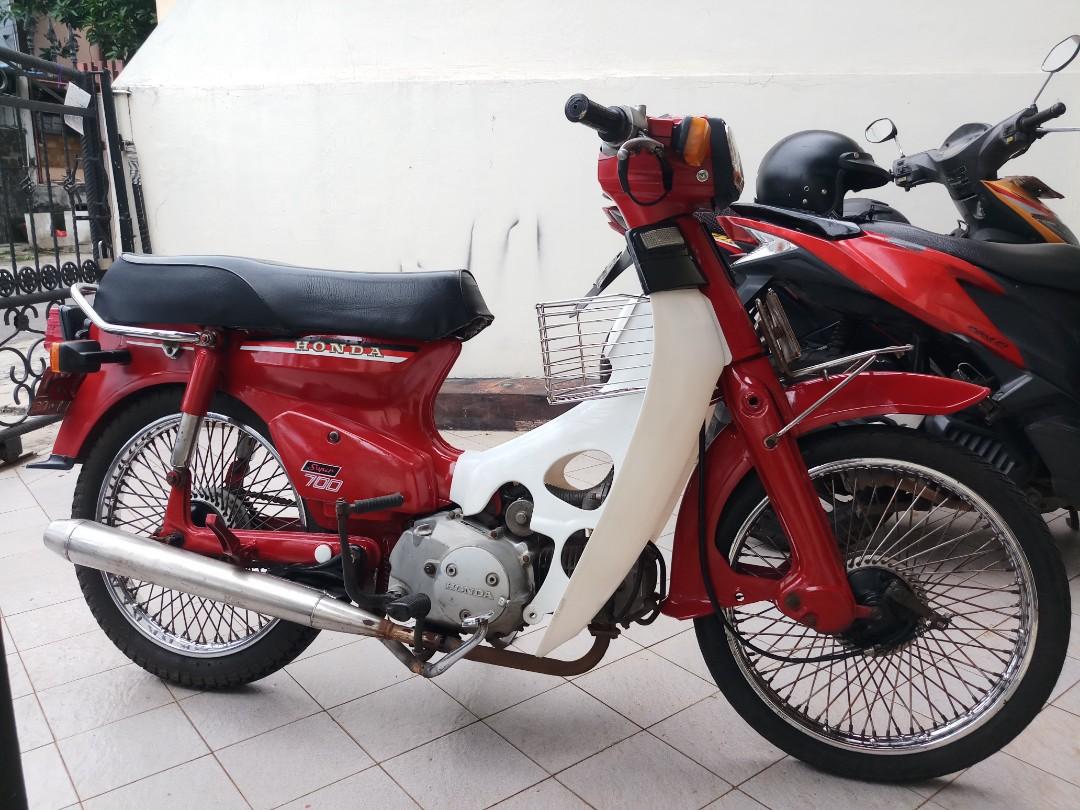10-motor-honda-astrea-yang-pernah-dijual-di-indonesia,-mulai-astrea-700-sampai-legenda-2