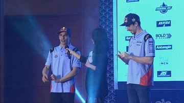 respek!-begini-cerita-marquez-bantu-murid-rossi-saat-kecelakaan-di-portugal