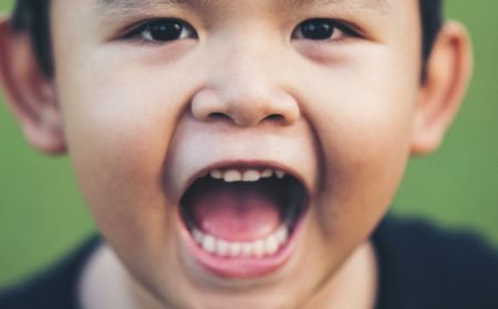 inilah-alasan-kenapa-orang-tua-perlu-perhatikan-lebih-kesehatan-gigi-anak