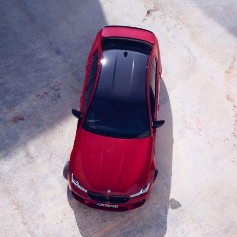 bmw-m5,-sedan-medium-dengan-performa-beringas-di-indonesia