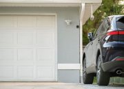 7 Inspirasi Desain Garasi Mobil Minimalis Samping Rumah yang Cocok untuk Berbagai Gaya Hunian