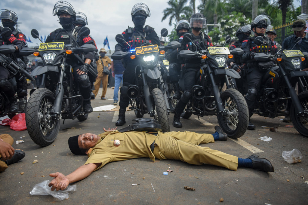 di-balik-revisi-uu-desa,-siapa-yang-diuntungkan-secara-politik?