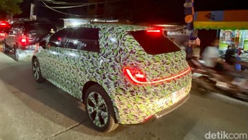 tampang-calon-mobil-listrik-baru-wuling-yang-wara-wiri-di-bekasi