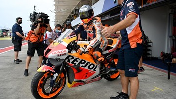 kesalahan-yang-bikin-honda-terpuruk-di-mata-stoner