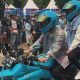 kejutan!-gibran-selvi-boncengan-naik-motor-ke-panggung-kampanye-di-gbk