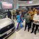di-depan-presiden-jokowi,-toyota-minta-insentif-mobil-hybrid
