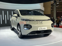 first-impression-:-wuling-cloud-ev,-mobil-listrik-termahal-dan-termewah-wuling-di-indonesia