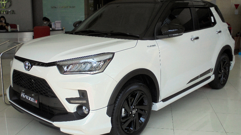 4-kelebihan-toyota-raize-gr-sport,-canggih-dan-sporty!