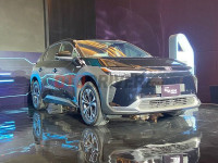 toyota-bz4x-bisa-dicicil-dengan-bunga-0%-di-iims-2024,-berikut-skema-kreditnya