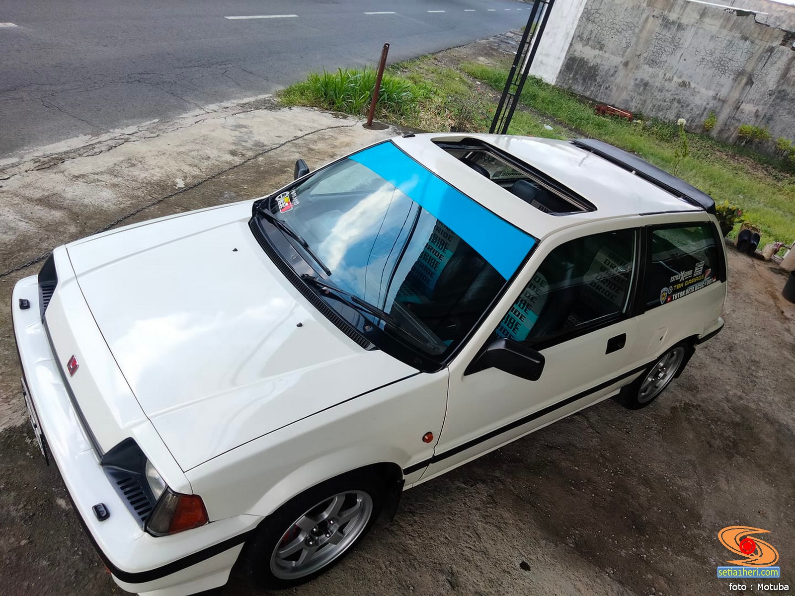 plus-minus-mobil-pasang-sunroof-atau-panoramic-roof,-hati-hati-bocor-gans…