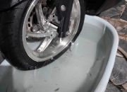 Ban motor bocor alus, tapi dimana letak bocornya…yuk dicari sebabnya hehehe.