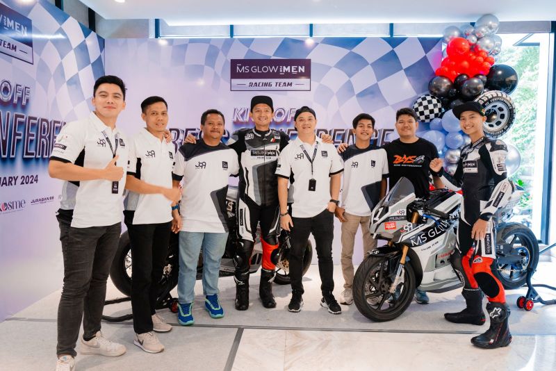 ms-glow-for-men-racing-team-gandeng-dimas-ekky-debut-di-mandalika-racing-series