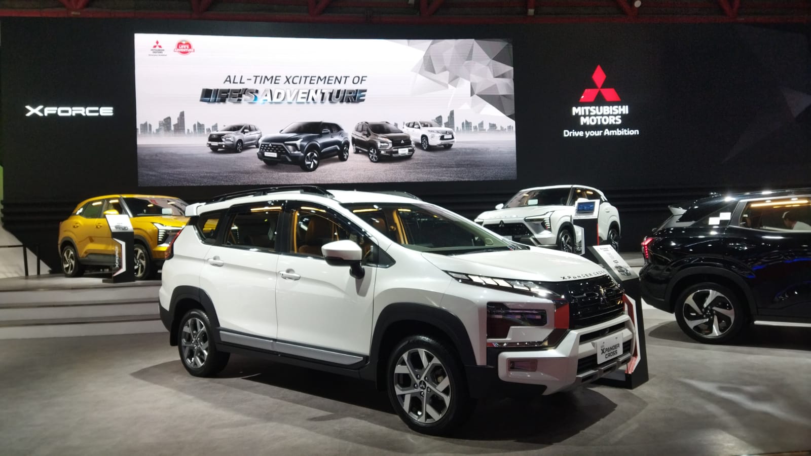 mitsubishi-raih-2.719-spk-di-iims-2024,-terlaris-bukan-xforce