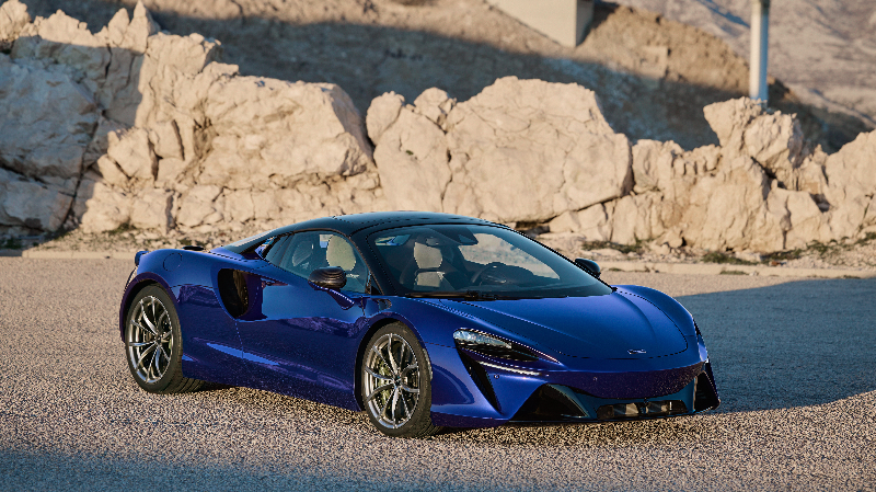 mclaren-artura-spider-hybrid-resmi-meluncur-dengan-tenaga-makin-buas