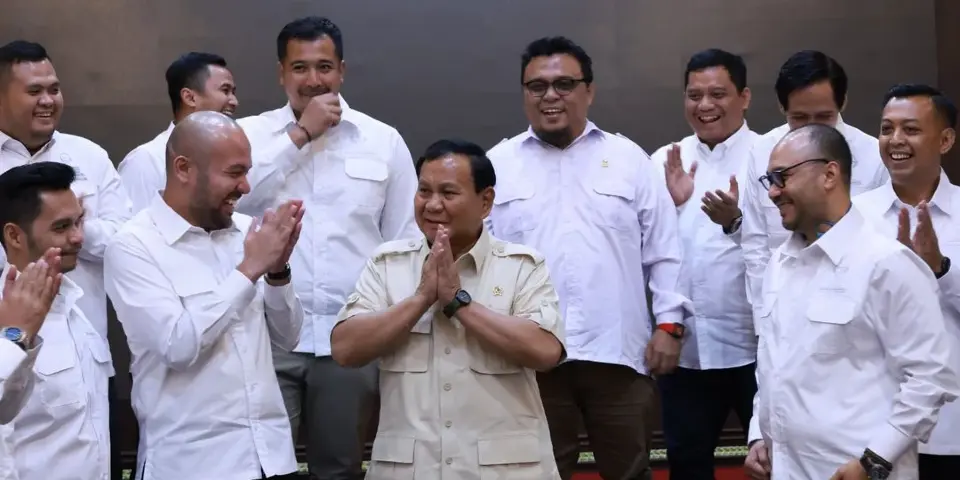 the-biggest-threat-to-indonesia’s-democracy?-it’s-not-prabowo,-it’s-the oligarchy