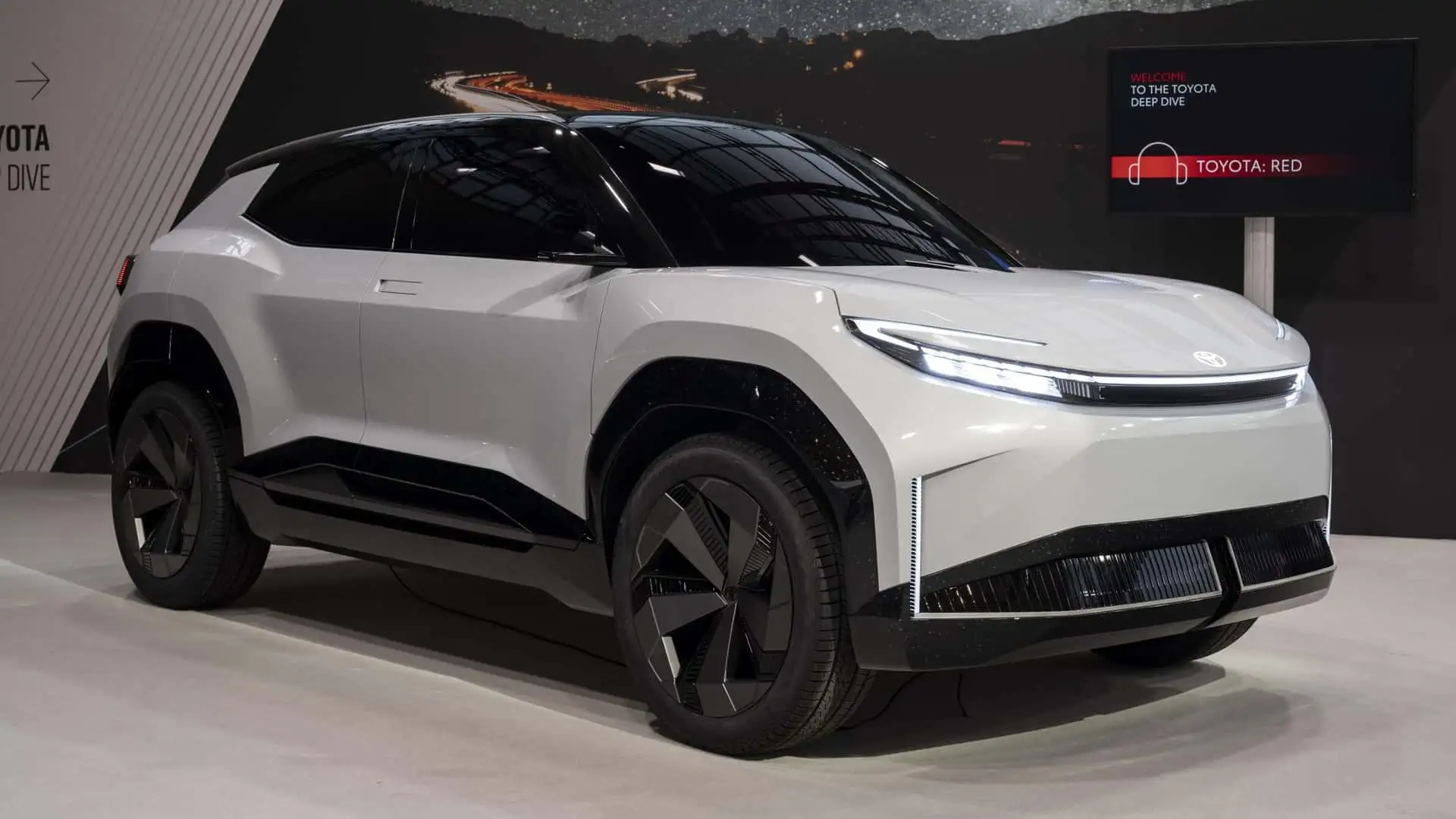 spesifikasi-suv-listrik-toyota-terbaru-diumbar,-saudara-suzuki-evx-ini-meluncur-tahun-depan