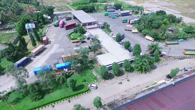 jelang-mudik-lebaran-2024,-korlantas-polri-tinjau-rest-area-di-tol-jakarta-merak