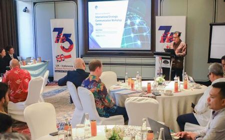 wamenkominfo-tekankan-kerja-sama-antar-pemerintah-untuk-lawan-informasi-palsu