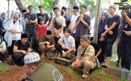 punya-sifat-iseng,-bimbim-slank-sempat-tak-percaya-ayahnya-meninggal