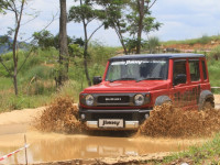 test-drive-suzuki-jimny-5-door:-seberapa-layak-ditunggu?