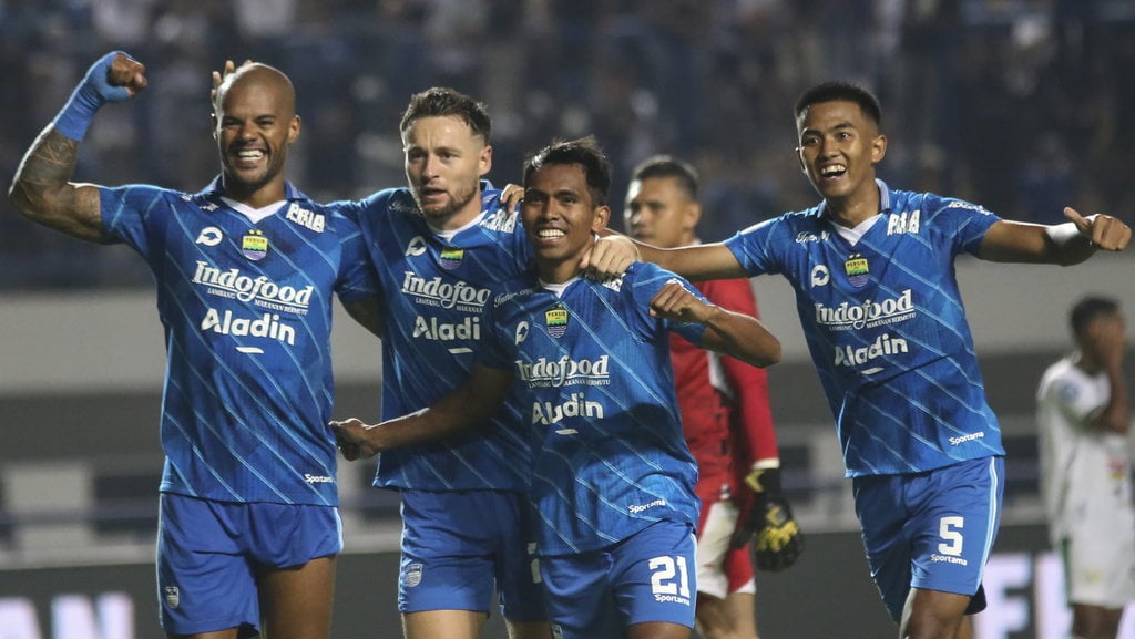 live-streaming-persib-vs-persija-liga-1-2023-24-&-jam-tayang-tv