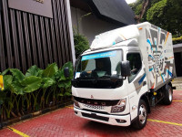 ikuti-l100,-mitsubishi-ecanter-ditawarkan-dalam-skema-sewa