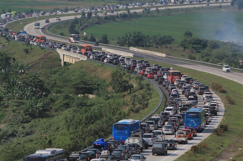 ngeri-ngeri-sedap,-35-juta-orang-akan-mudik-lebaran-2024-pakai-mobil-pribadi