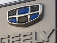 selain-jetour,-geely-juga-akan-hadir-kembali-di-indonesia