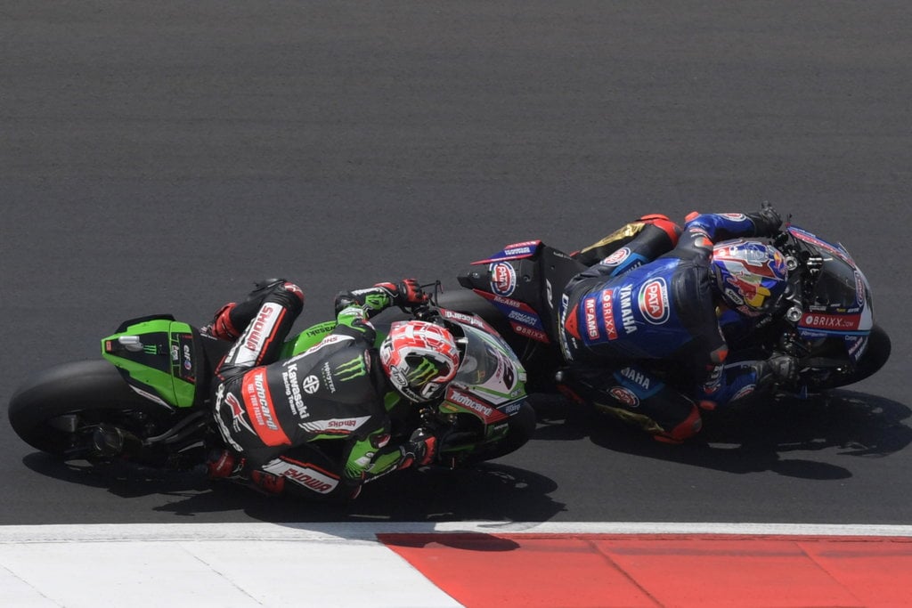 cara-nonton-live-streaming-wsbk-catalunya-2024-via-hp-&-laptop