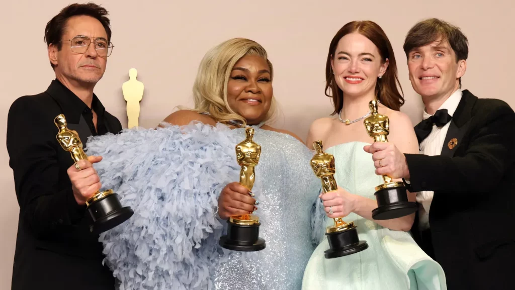 oscar-2024:-kemenangan-oppenheimer-dan-perlawanan-lewat-pin,-musik,-hingga-busana