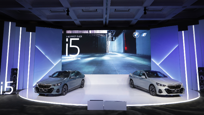4-kelebihan-bmw-i5-edrive40-m-sport,-jakarta-–-solo-tak-perlu-charge-baterai!