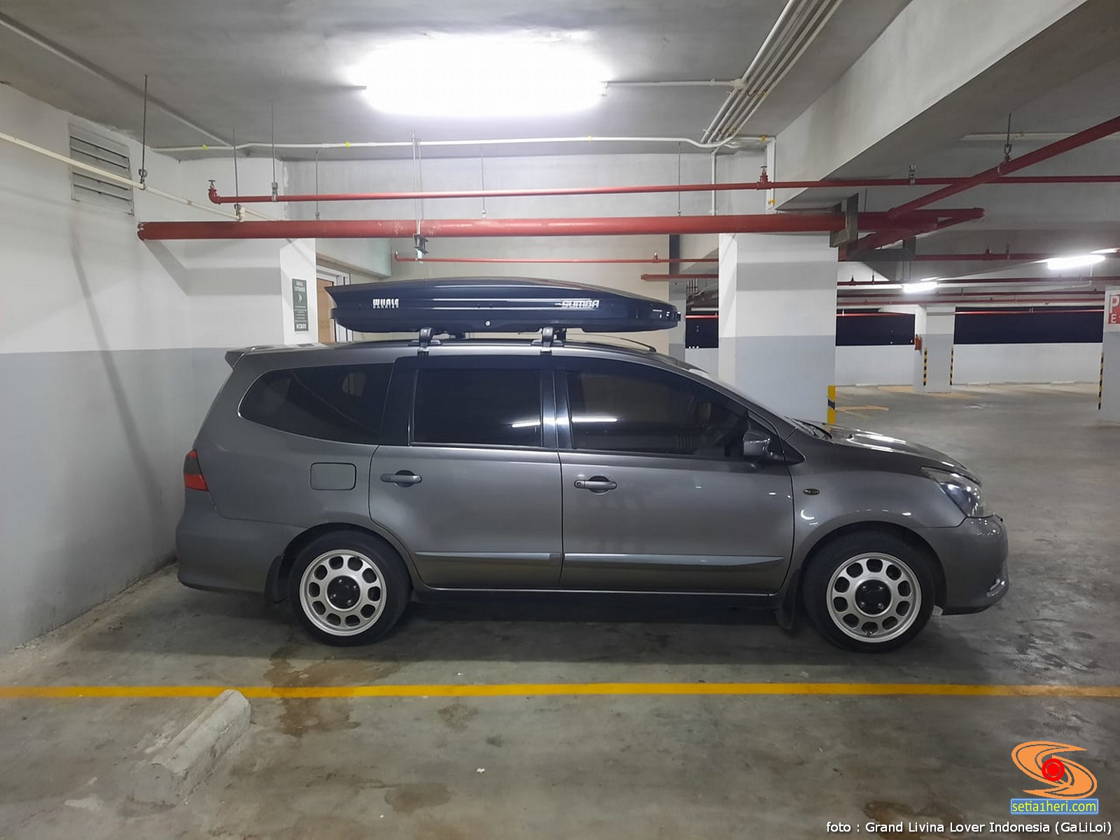 penampakan-grand-livina-pasang-roof-box-atau-roof-rack