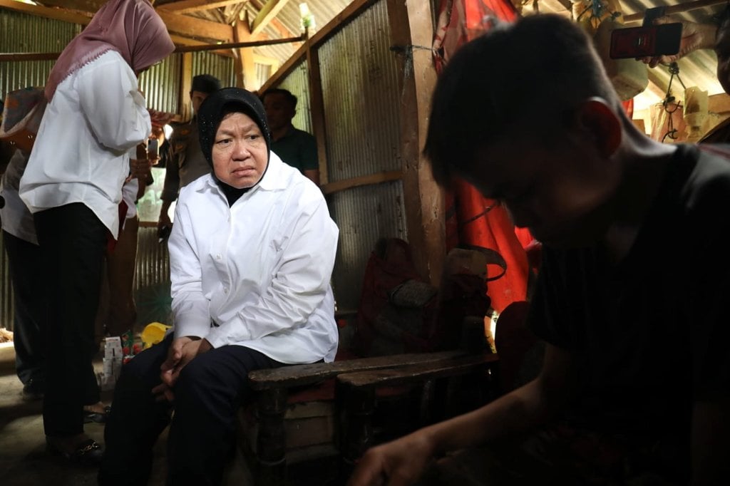 mensos-ajak-yatim-&-yatim-piatu-bersaudara-di-sinjai-ke-makassar