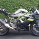 kapasitas-mesin-serupa,-ini-perbedaan-kawasaki-ninja-250-fi-dan-ninja-250-sl
