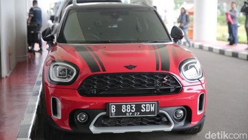 menilik-pajak-mini-cooper-harvey-moeis-yang-disita-kejagung