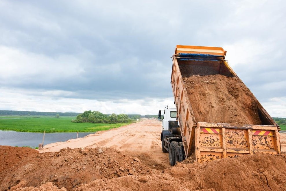 tips-usaha-sewa-dump-truck