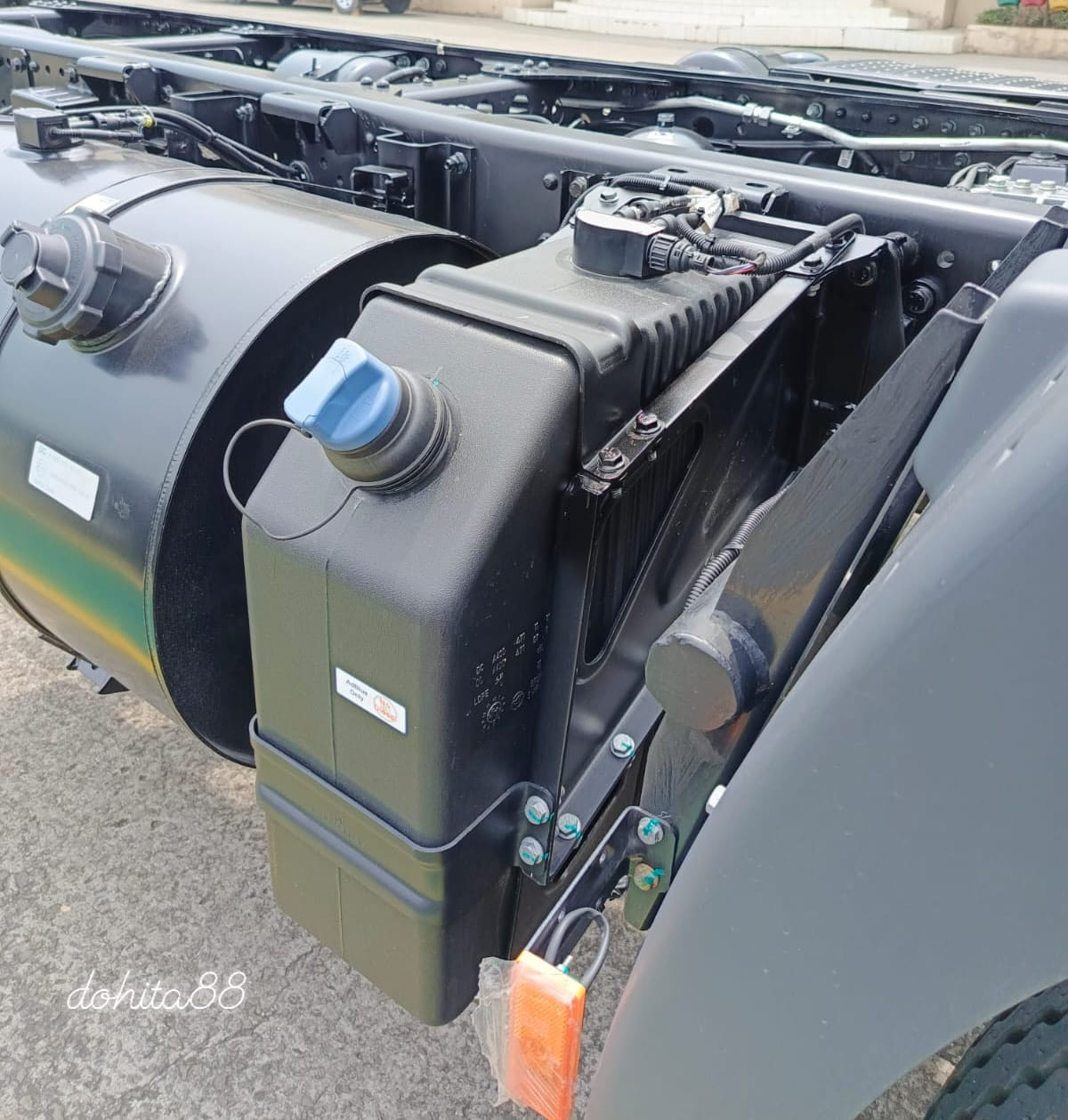 obrolan-seru-seputar-adblue-pada-kendaraan-truk-atau-mobil-mesin-diesel-gans…