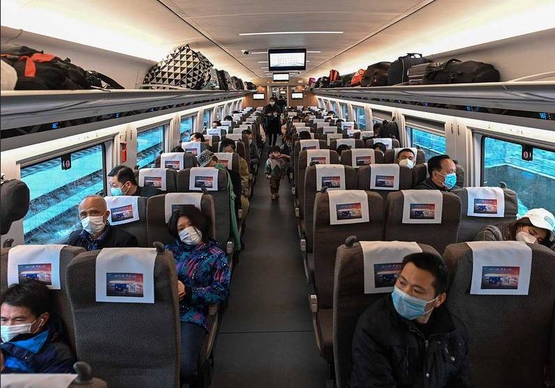 tips-sehat-new-normal-menaiki-transportasi-umum