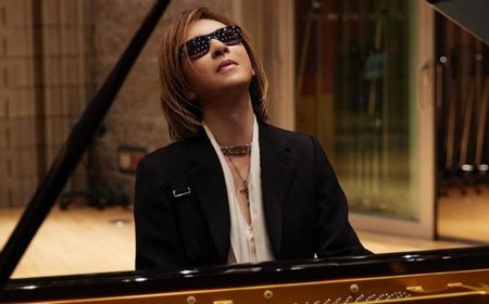 yoshiki-dapat-sambutan-meriah-saat-bawakan-lagu-kebangsaan-as-di-dodger-stadium