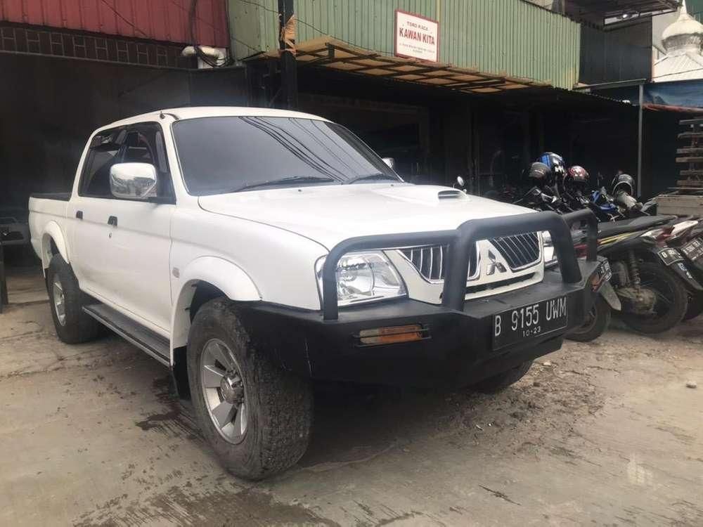 kelebihan-mobil-pick-up-mitsubishi-l200-strada,-perkasa-di-segala-kondisi