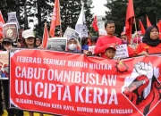 Peringati Hari Buruh 2024, Ini 2 Tuntutan Utama Saat Demo