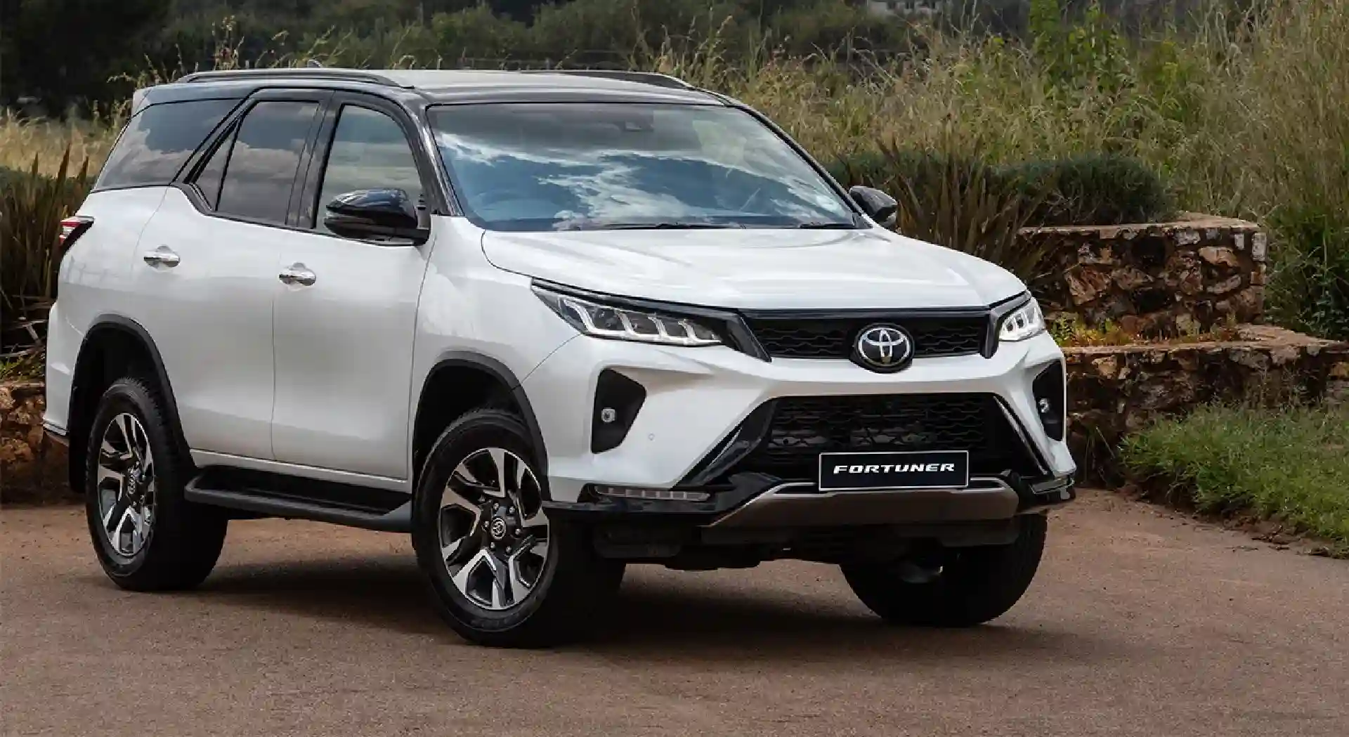 toyota-mengenai-peluang-fortuner-hybrid-dirilis-di-indonesia