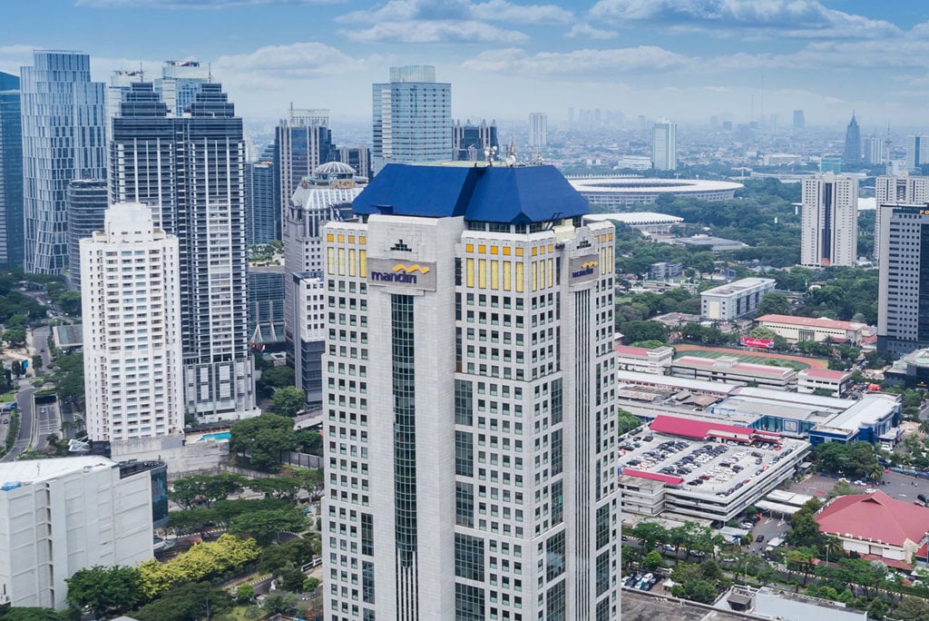 kinerja-kian-membaik,-fitch-kerek-rating-bank-mandiri-jadi-bbb