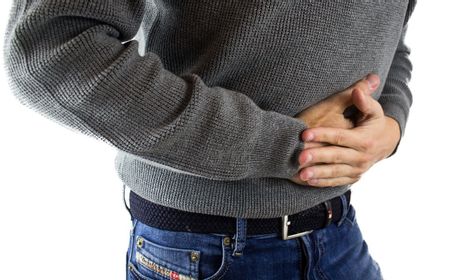 mengenal-infeksi-salmonella:-gejala,-faktor-risiko-dan-cara-mengatasinya