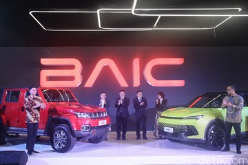 dealer-mobil-mewah-rambah-mobil-china,-siapkan-arena-test-drive-off-road