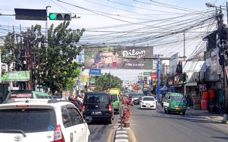 falcon-pictures-gelar-lomba-foto-dan-video-dengan-40-billboard-dilan-1983-woaini-di-bandung