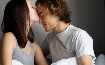 biar-hubungan-seks-tak-membosankan,-sentuh-7-bagian-tubuh-ini-saat-foreplay